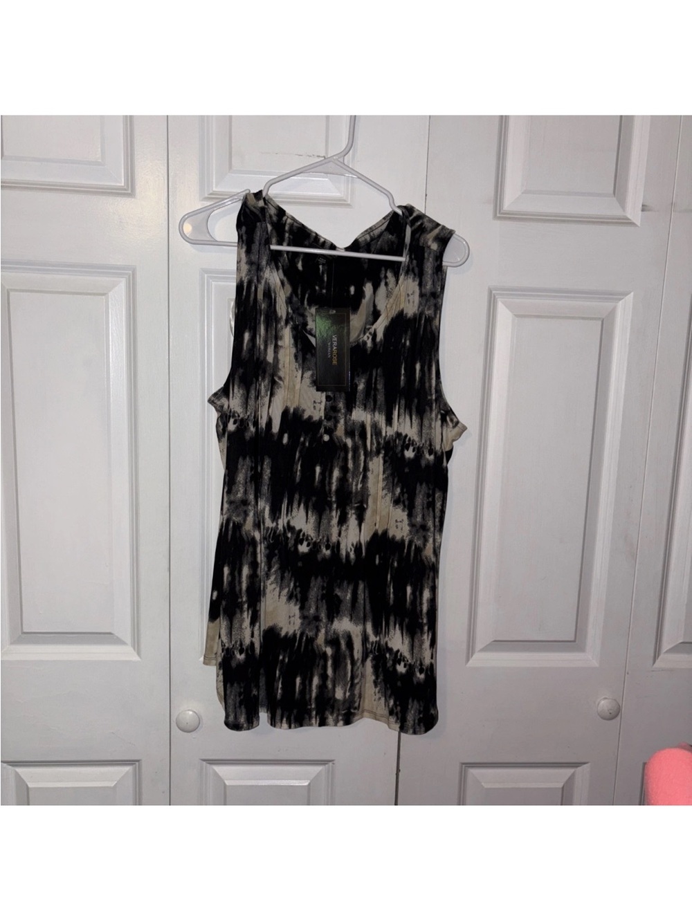 Vera Pelle Black & Cream Tie-Dye V-Neck Sleeveless Tank